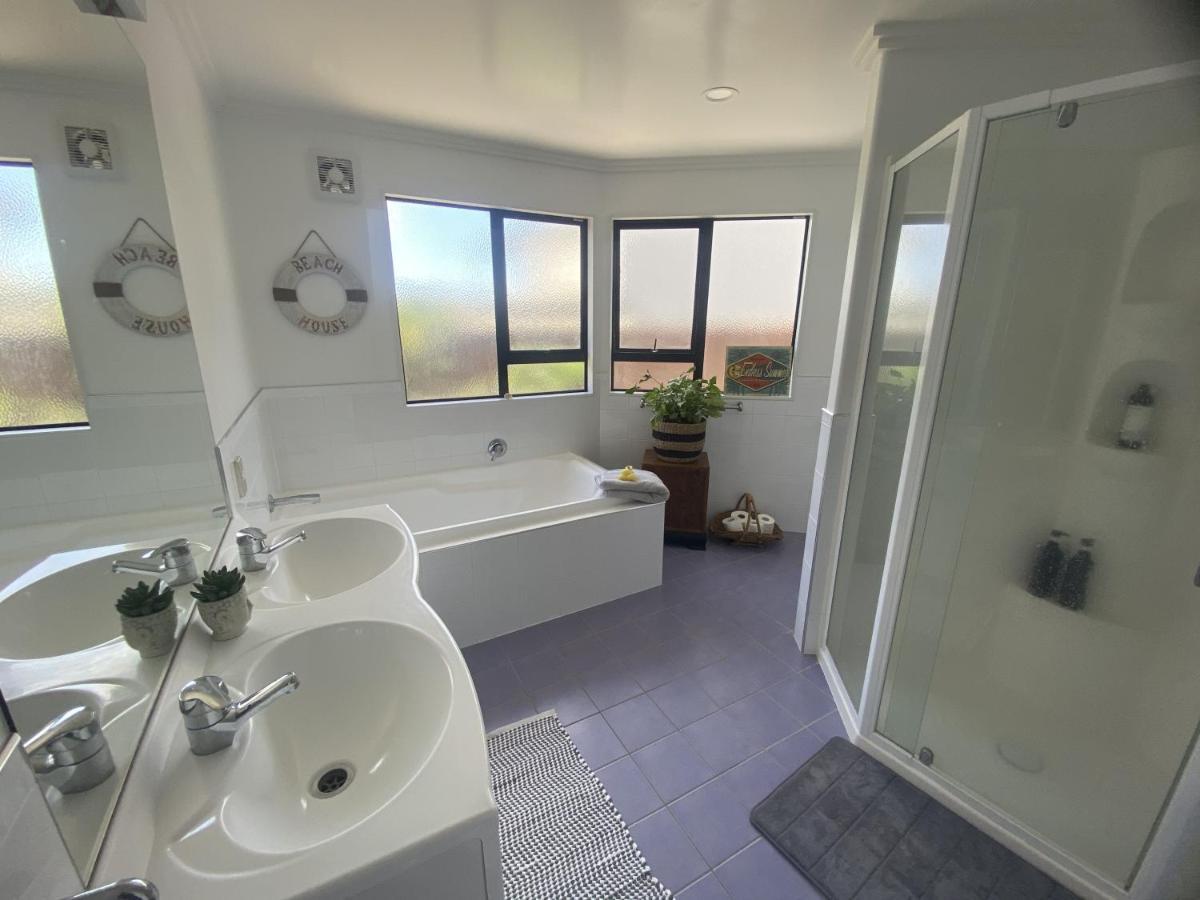Ferienwohnung Superb Beachside Location, Private And Tranquil Mount Maunganui Exterior foto
